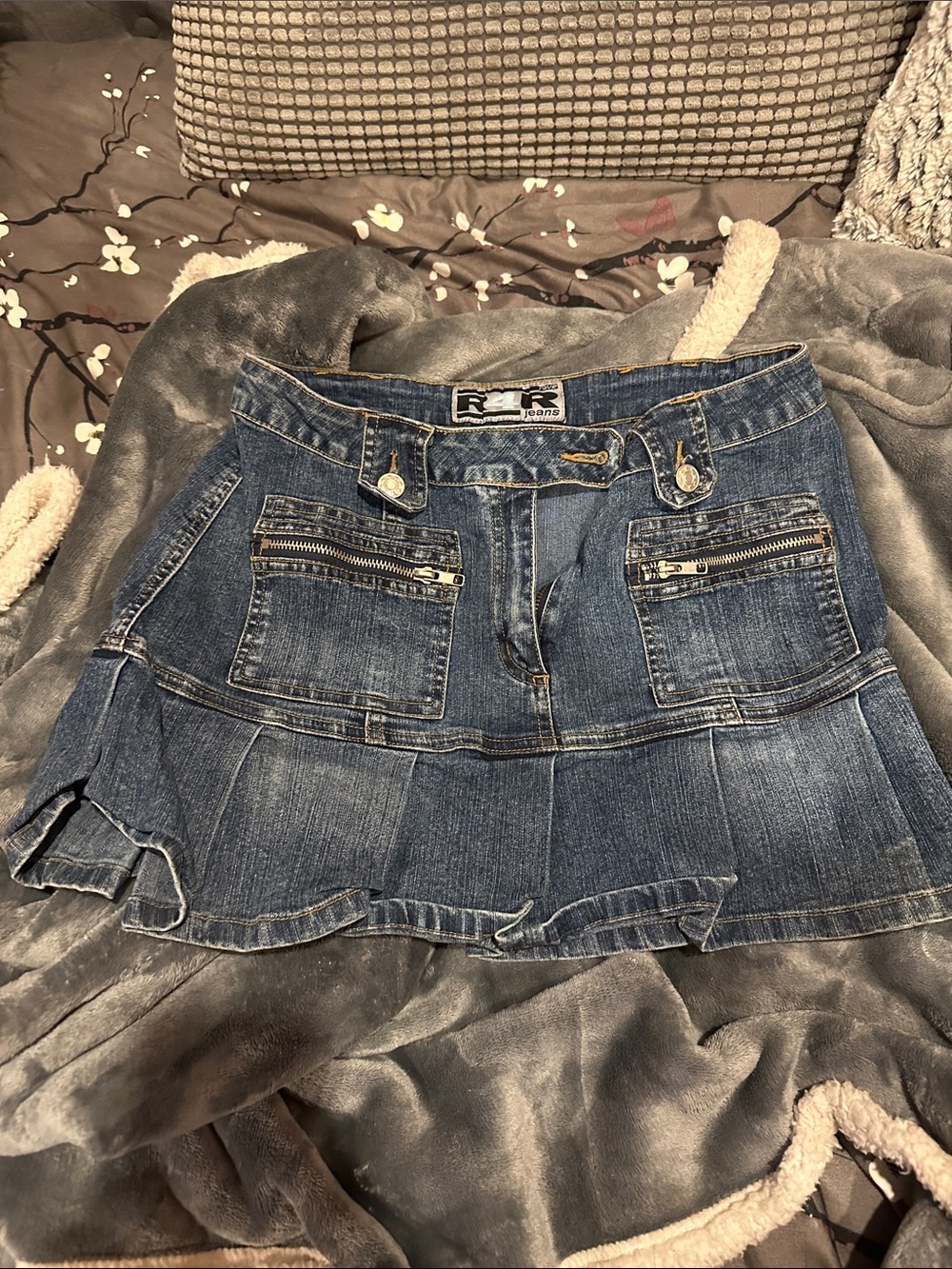 Women's Denim Jean Skirt  in Medium Blue